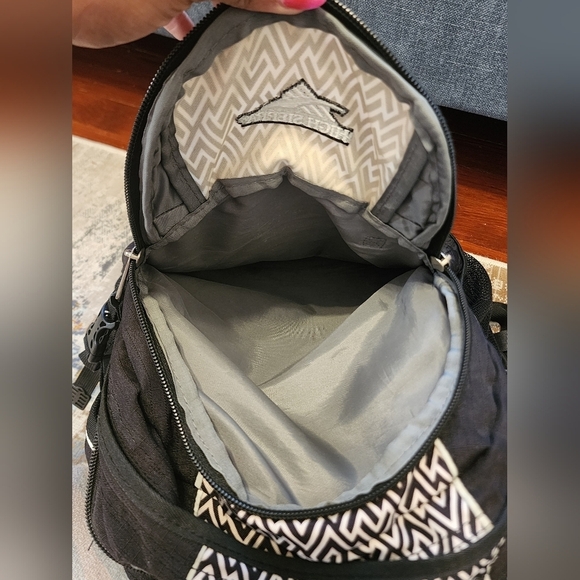 High Sierra Black and Gray Women\'s Backpack main image 4